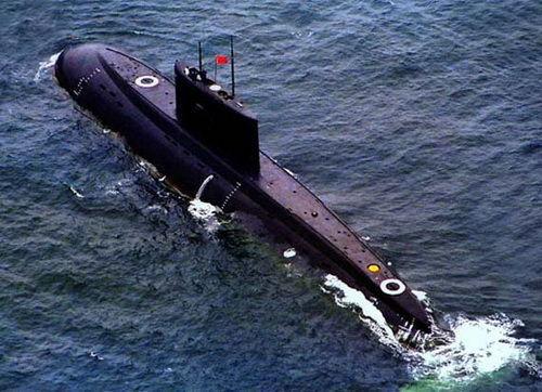 资料图：中国海军基洛潜艇