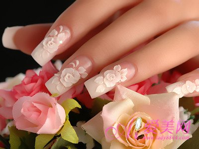 劣质指甲油易患癌症 谨防指甲油的4大危害_新闻_腾讯网