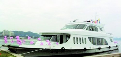 浙江国税称豪华游艇系流动办税船 网友不买账