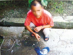 男子盗雷管敲诈10万 扬言不给钱就引爆(图)