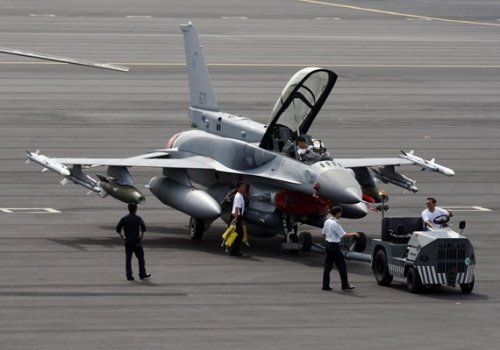 马英九呼吁美国能认真考虑售台F-16C/D战机