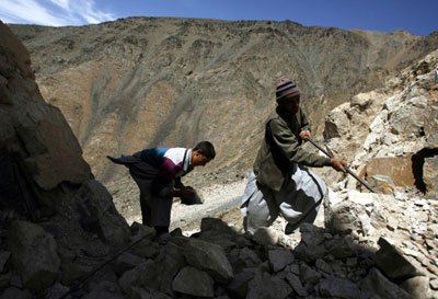 张召忠:中国若能参与阿富汗开矿将可振兴西部_新闻_腾讯网