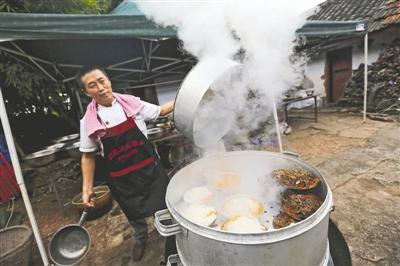 全世界最长寿女性老人今119岁 4天前又添一玄孙