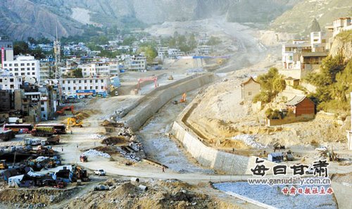舟曲灾难周年回访:新脊梁再不惧洪水猛兽