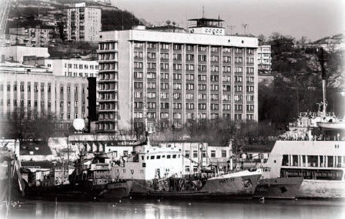 前苏联太平洋舰队图-104坠毁 数十名将领遇难