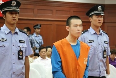 哈医大杀医案一审宣判：17岁少年被判无期(图)