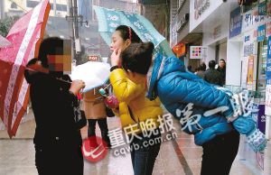 两女子冒充韩国专家非法做整形手术敛财(图)