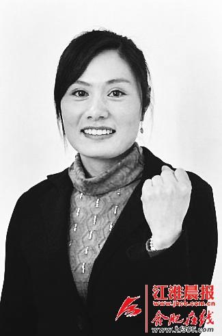 <em>最美洗脚妹</em>关注农民工讨薪 <em>开足浴</em>店生意好_