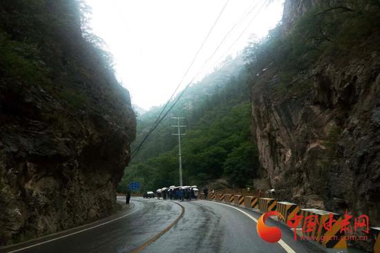 红色故土-甘肃行：网络精英参观腊子口战役打响地