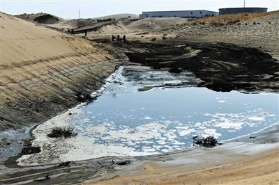 甘肃一企业向腾格里沙漠排污被查 被罚超300万