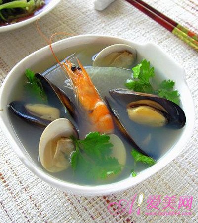 <em>女性</em>养生:秋季易气血两虚 <em>吃什么</em>超级<em>滋补</em>身体