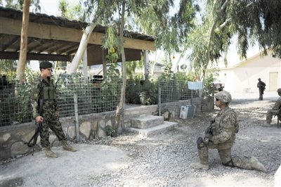 阿富汗15岁少年枪杀3名美国海军陆战队成员
