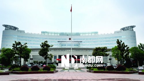 <p> → grows trigonometry some city one street the luxurious office building that manage, total floor area 33490 square metre, total investment makes an appointment with 113 million yuan. China News Service sends </p>