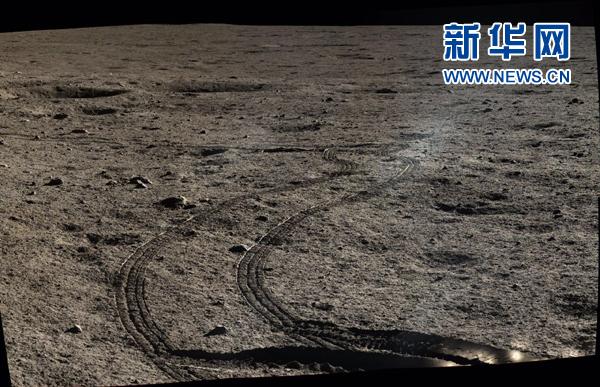 嫦娥三号出品：迄今最清晰月面照片展现真实月球