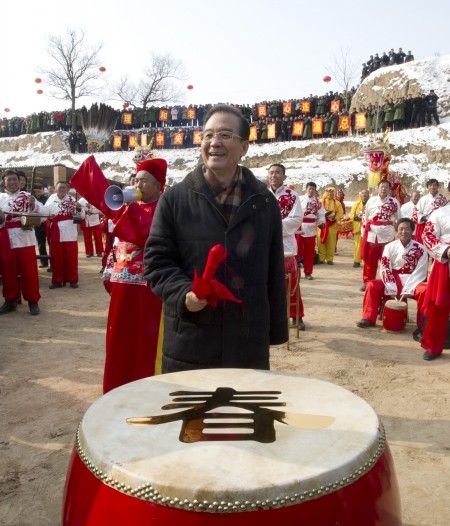媒体统计称胡锦涛温家宝近10年未在家过年(图)