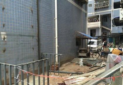 小伙家住8楼无电梯 自行安电梯坠楼惨死