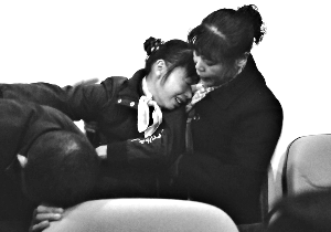 四川小伙撞人后无钱赔偿自杀 家人诉债主败诉