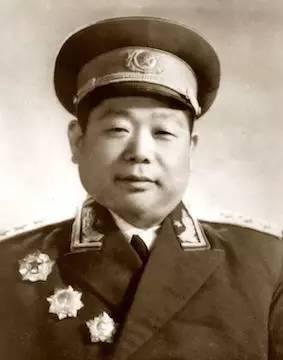 与汪东兴一起退出高层的人 逝世时谁来送别?_新闻 ...