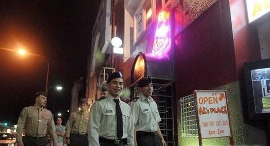 驻冲绳美军再颁发新令:全面禁止官兵外出喝酒