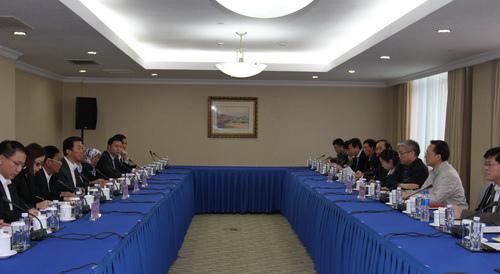 中马官员会晤沟通应对马航客机失联事件
