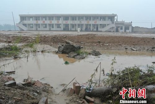 山西介休一小学被拆 临近开学学生上学仍无着