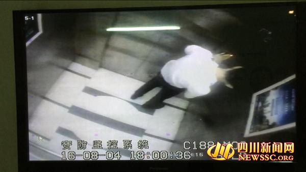 男子电瓶车被盗不满物业 连续4个凌晨破坏电梯