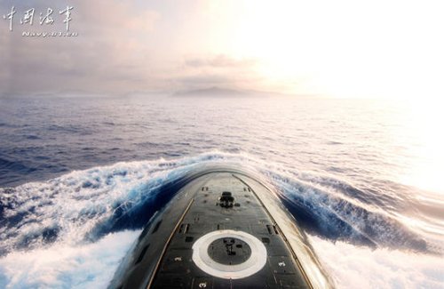 南海舰队潜艇支队演练远海布雷封锁航道