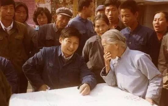 習(xí)近平總書記當(dāng)“縣官”的日子