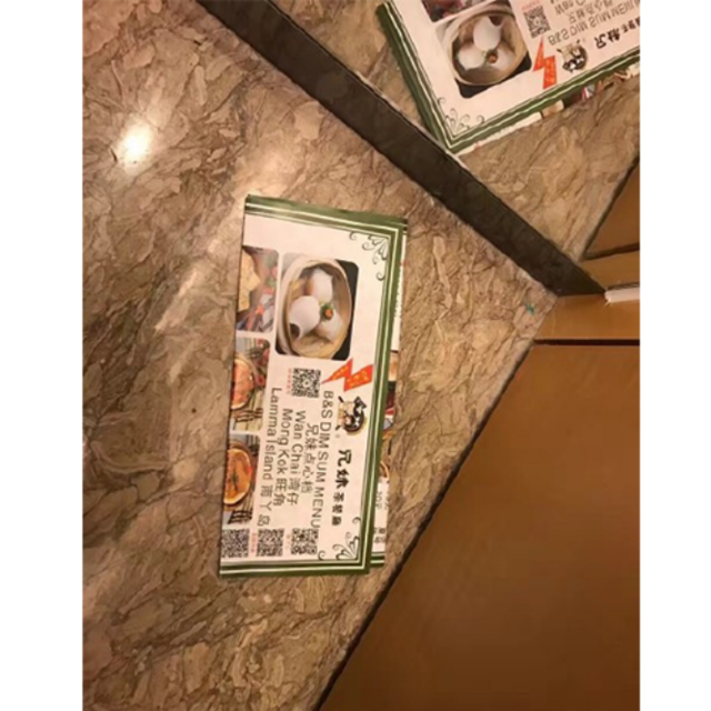 19岁女生为救患病哥哥街头“卖身”，称受小说启发，犯傻啊！