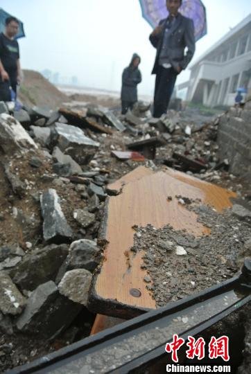 山西介休一小学被拆 临近开学学生上学仍无着