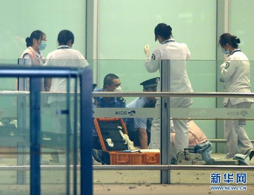 一残疾人在首都机场引爆爆炸装置本人受伤救治中