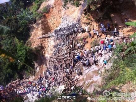 高清图—广东茂名高州市深镇镇发生桥梁崩塌事件 伤亡超20人