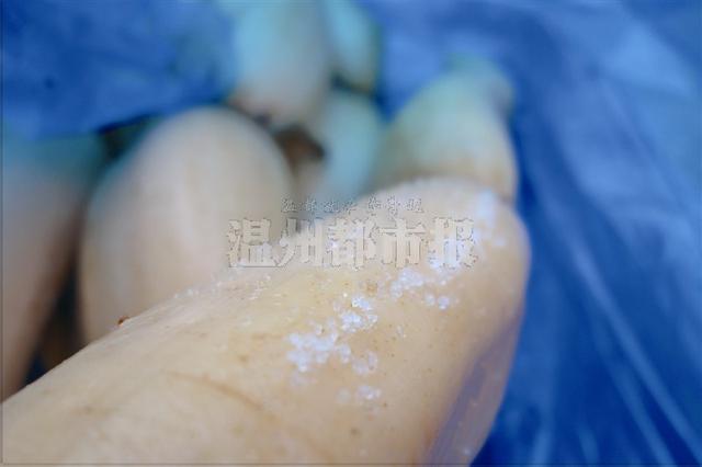 温州菜场莲藕被曝泡过柠檬酸 严重可致神经紊乱