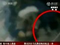 视频：监控实拍女子搭乘电梯遭抢劫全过程