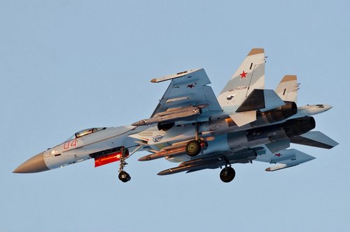 俄媒:中国购买苏35战机可推动歼11C研制(图)