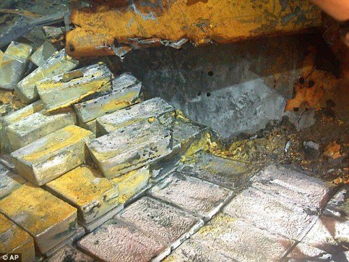 大西洋二戰沉船打撈出48噸銀錠 價值數千萬英鎊