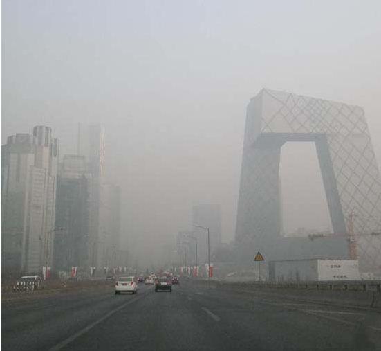 央视批北京市政府无视空气污染：别趁着大雾装瞎