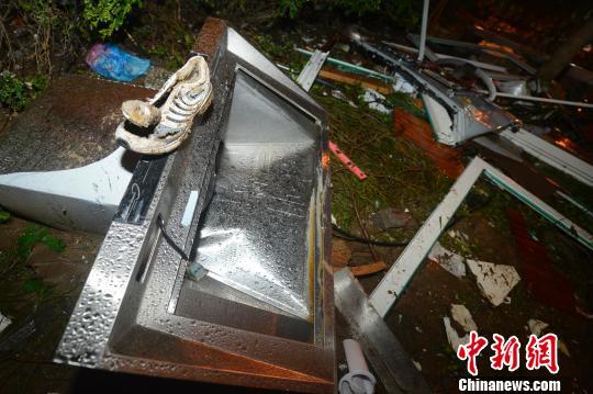 山西长治居民楼天然气泄漏引发爆炸致7人身亡 