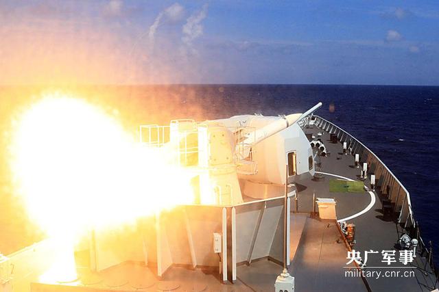 学者：中国南海最大军演规模超过马岛战争