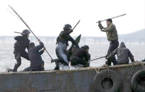 韩海警用橡皮弹打死一中国渔民 中方强烈不满