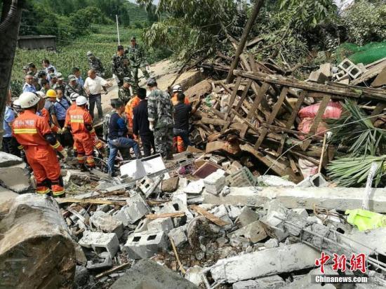 贵州大方山体滑坡事件已致22人遇难(图)