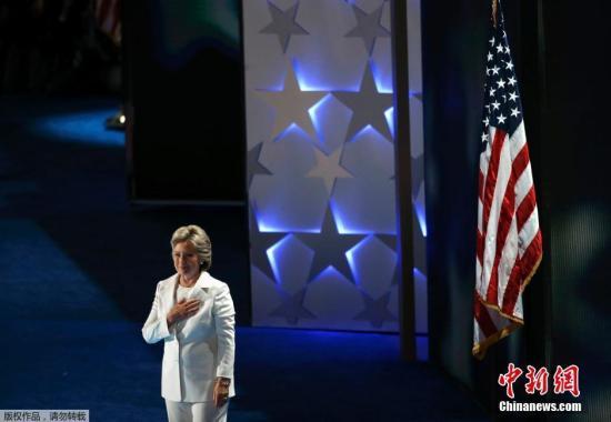 沙龙国际娱乐网__原地起跳直接摁帽2米10壮汉