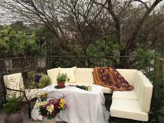 90后美女爆改出租房 破败小屋变身世外桃源