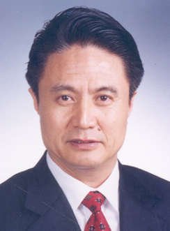 罗保铭当选海南人大常委会主任 蒋定之当选省长