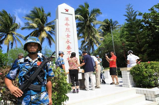 坚决保卫好祖国的每一寸海疆 ，不让烈士鲜血白流！