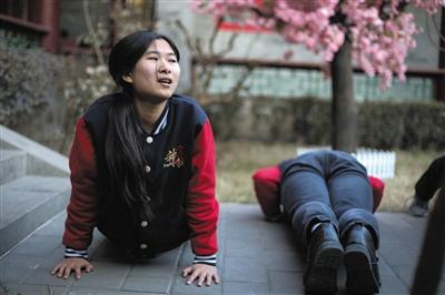 揭秘“白帽黑客”：封闭培训半年 提交漏洞赚钱