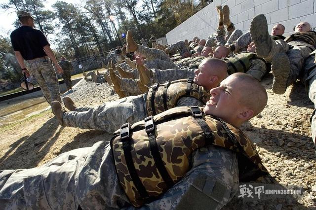 海豹与游骑兵这两支精英部队的区别