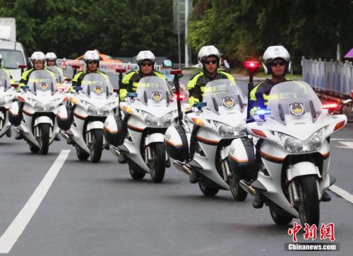 全国多地设立旅游警察 专家：不会根治旅游乱象