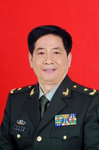 目前,总后勤部的领导名单中,包括部长廖锡龙(上将),政委刘源