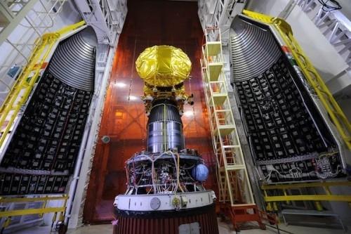 印度火星探测器航行10个月后准备今日入轨